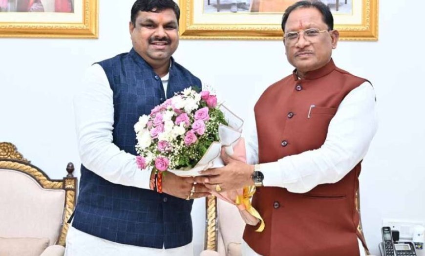 राज्यपाल रमेन डेका ने सर्वगजेन्द्र यादव, राजेश अग्रवाल और गुरु खुशवंत साहेब को मंत्री पद की शपथ दिलाई