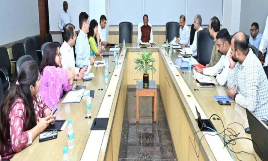 रायपुर : नहीं चलेगी ‘पेशी पर पेशी’: मुख्यमंत्री विष्णुदेव साय ने कलेक्टर्स और संभाग आयुक्तों को दिए स्पष्ट निर्देश