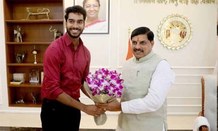 मुख्यमंत्री डॉ. यादव से क्रिकेटर वेंकटेश अय्यर ने की सौजन्य भेंट
